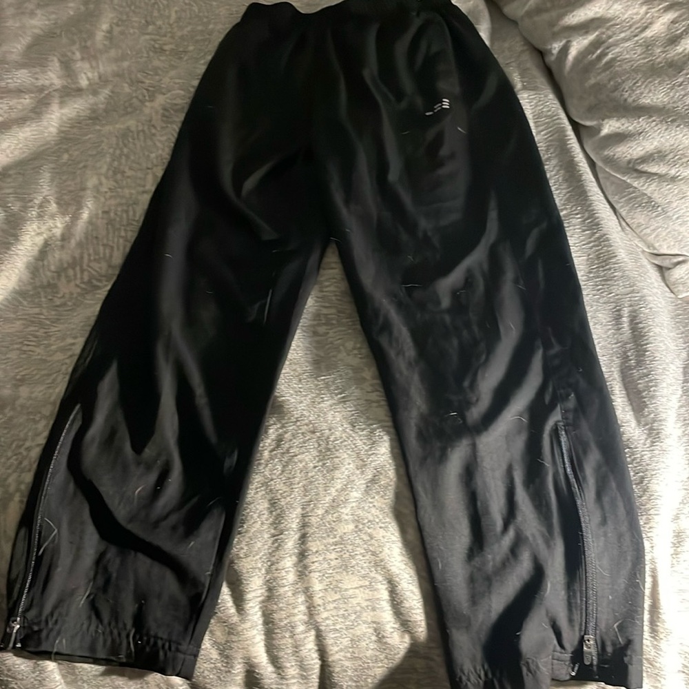 Black leggings